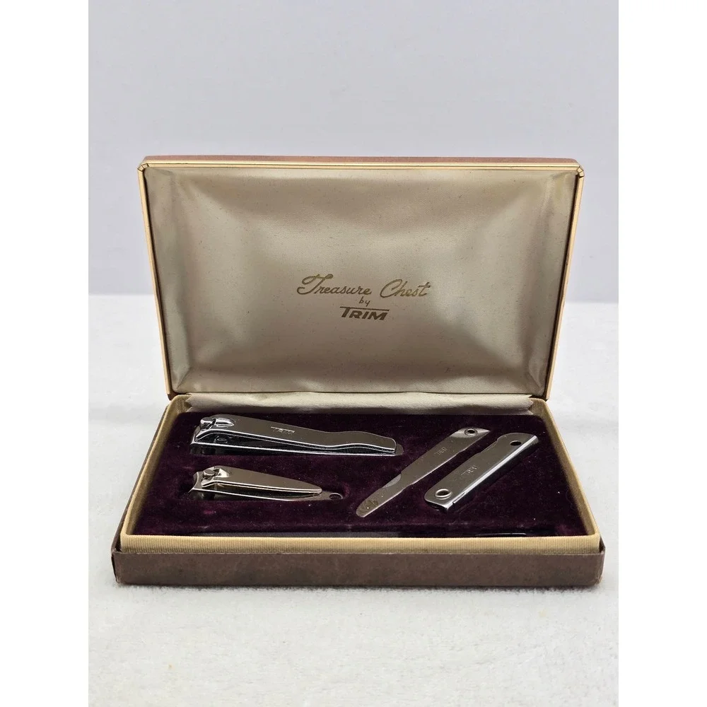 Vintage Trim Treasure Chest Manicure Grooming Set Brown Case 5pc Kit OS Unisex